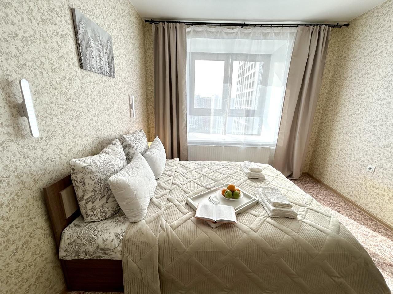 кровать двуспальная