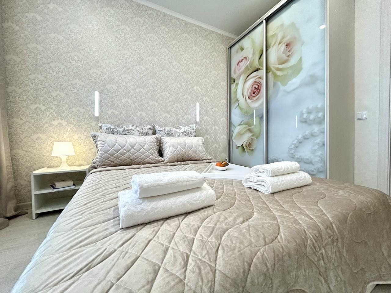 Кровать двуспальная