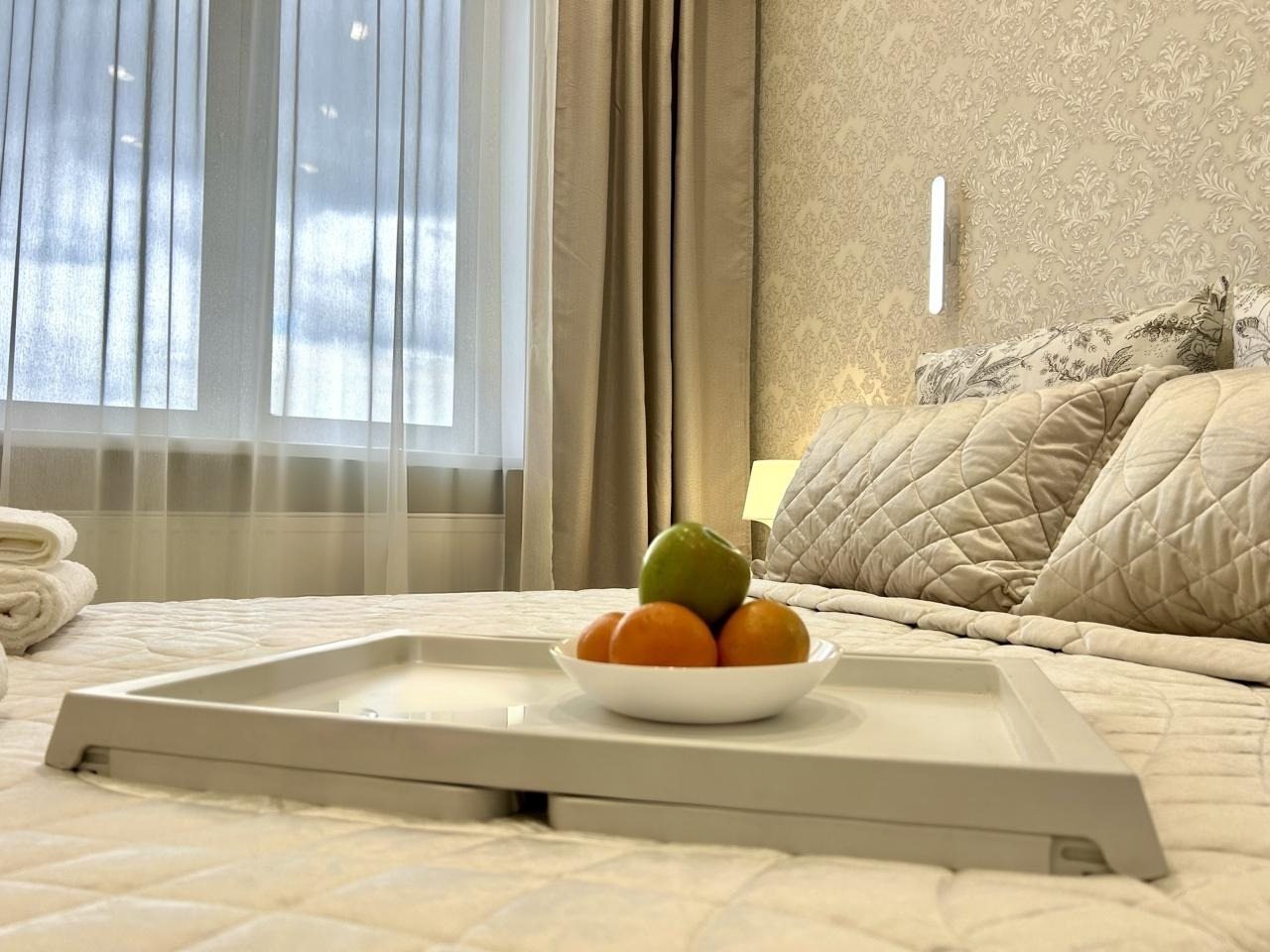 Кровать двуспальная