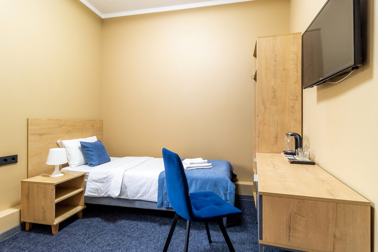 Односпальная кровать 80*200