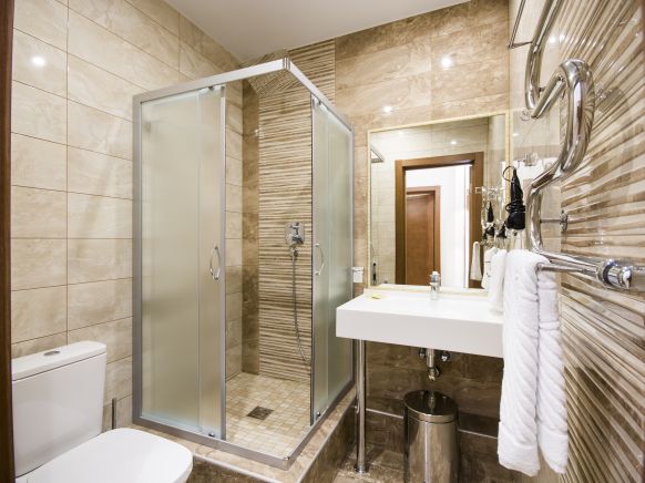 Фотография номера гостиницы NREEF