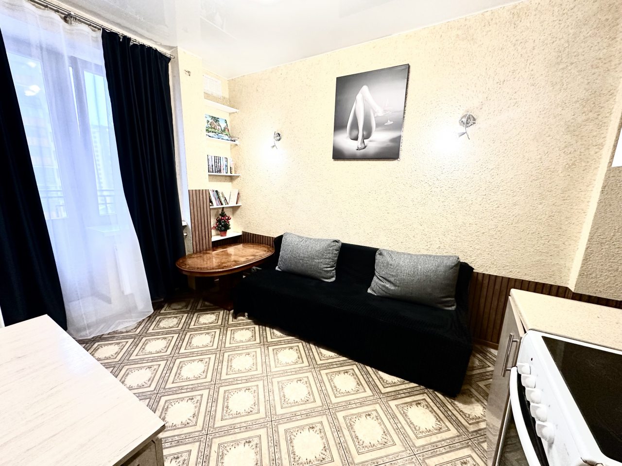 Диван 140/200 . уголок для читателя