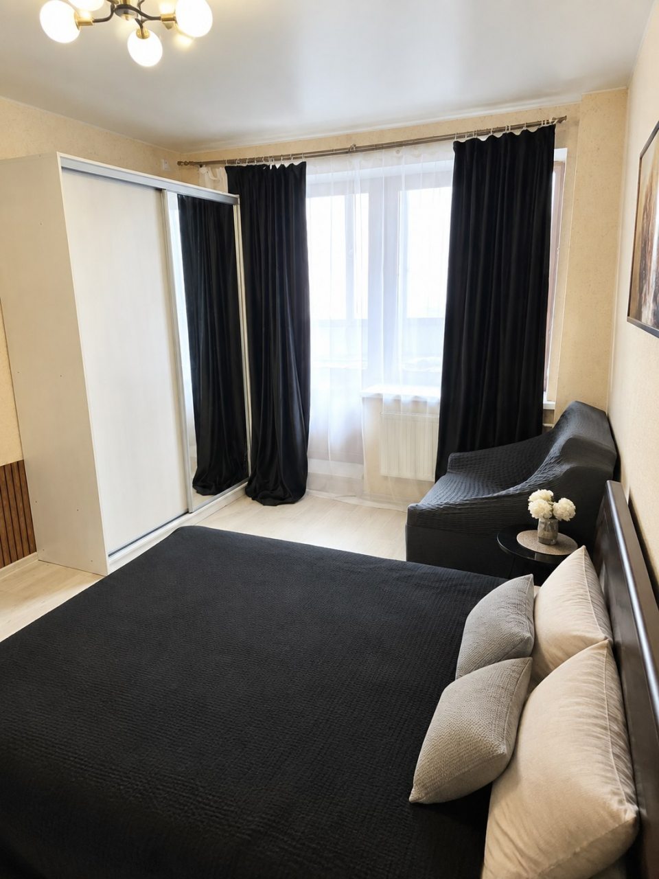 Апартаменты (Вера 125), Апартаменты 125 Вера