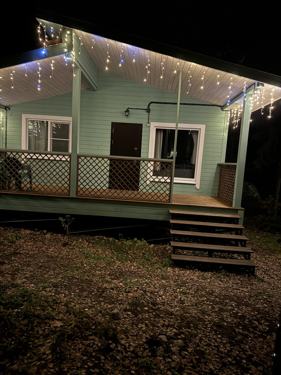 Дом (Дом на Береговой / Домик № 1- 