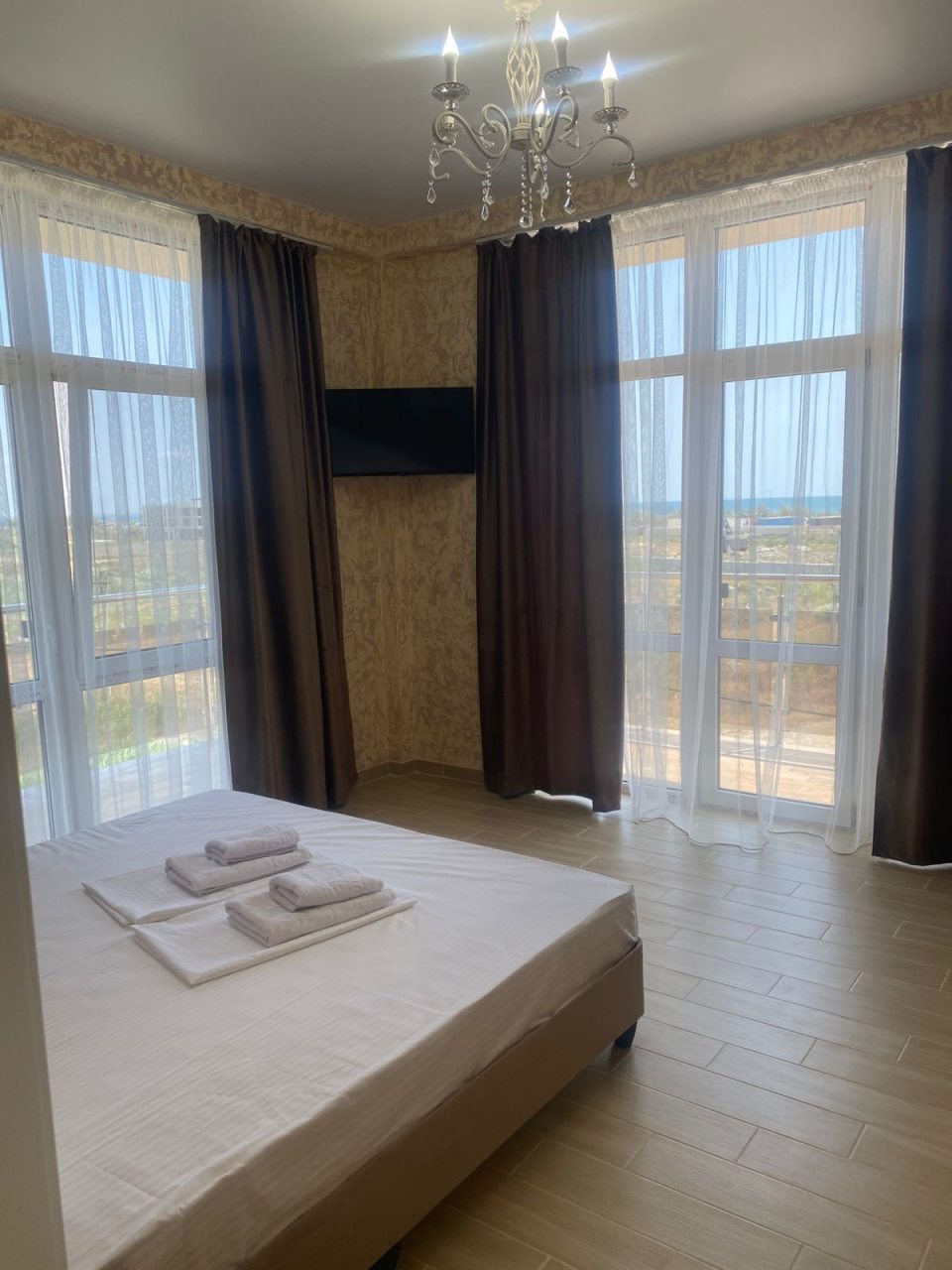 Люкс (Пятиместный местный семейный номер), Гостевой дом Троя