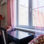 Апартаменты (из 3 комнат у Таврического сада), 3 комнатные апартаменты на Моисеенко 5