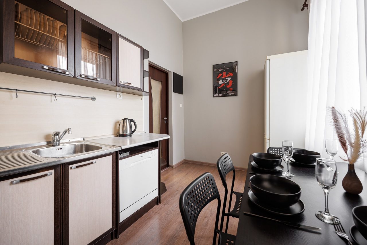 Квартира (Трехкомнатная на реке Мойка у Эрмитажа), Апартаменты 3 комнатные апартаменты на Мойке 30