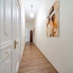 Квартира (Трехкомнатные апартаменты у Исаакиевского собора), 3 комнатные апартаменты на Гривцова 3