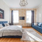 Квартира (Трехкомнатные апартаменты у Исаакиевского собора), 3 комнатные апартаменты на Гривцова 3