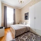 Квартира (Трехкомнатные апартаменты у Исаакиевского собора), 3 комнатные апартаменты на Гривцова 3