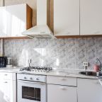 Квартира (Трехкомнатные апартаменты у Исаакиевского собора), 3 комнатные апартаменты на Гривцова 3