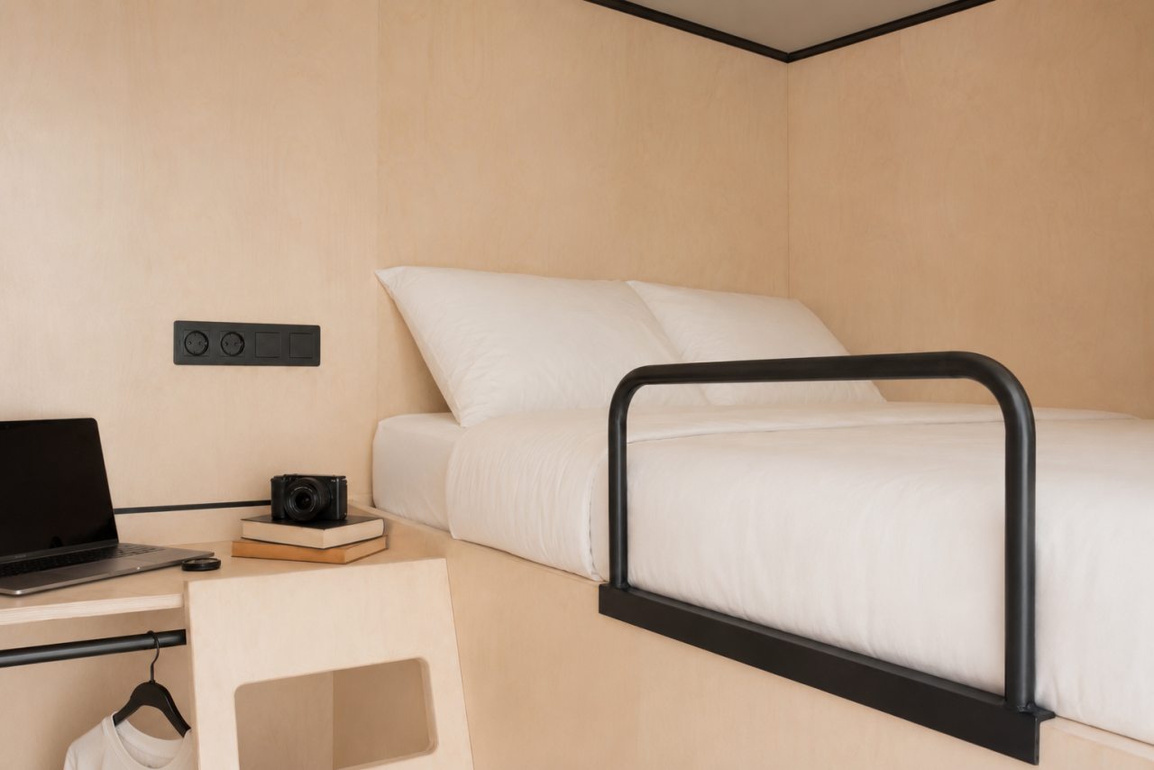 Капсула (Двухместная с общей ванной), Хостел Morfeus (Capsule hotel)