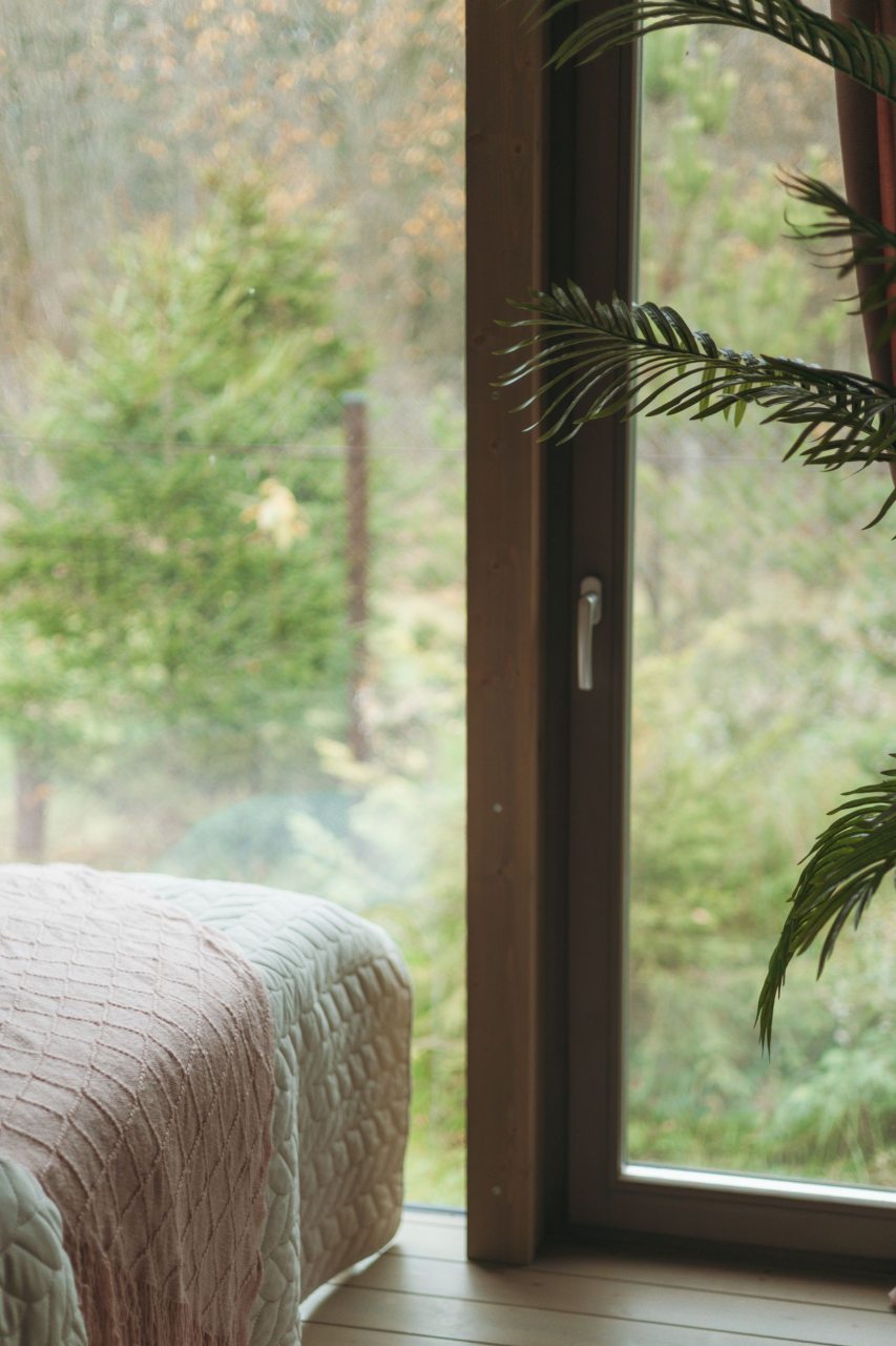 Вид из окна спальня 2