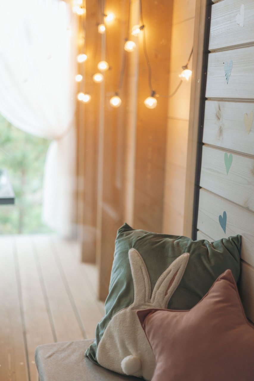 Вид из окна детской ( спальня 3)