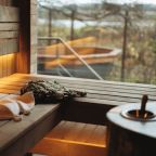 баня и вид на чан