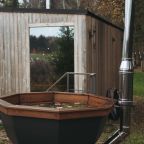 чан и баня. окно в парную