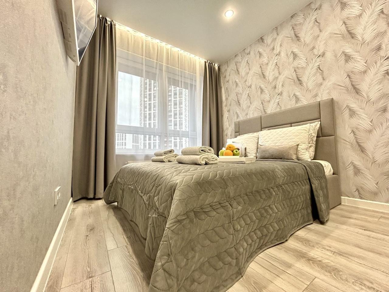 кровать двуспальная