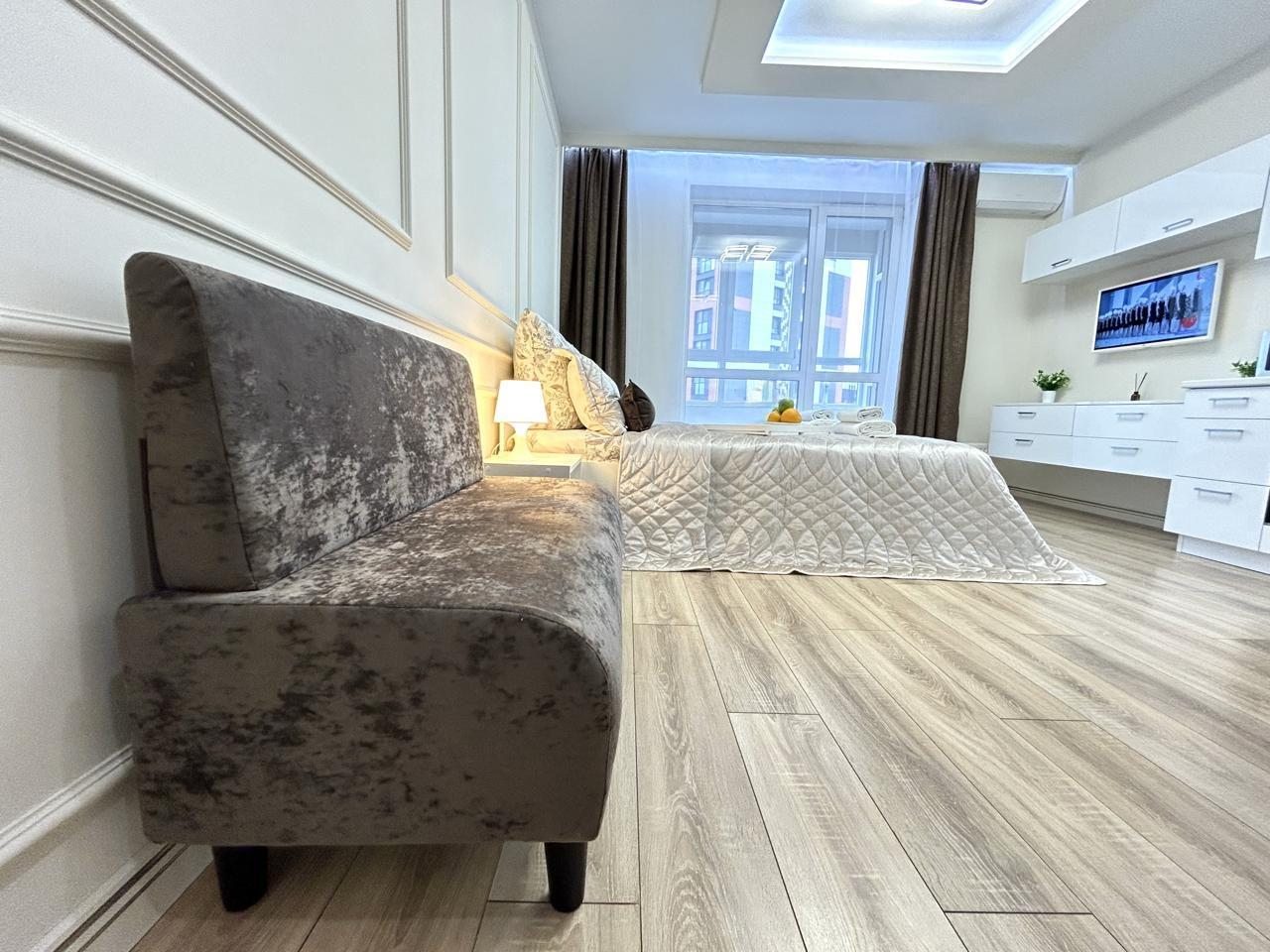 кровать двуспальная