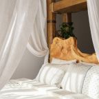 Двухместный (Башиль), Отель Башня