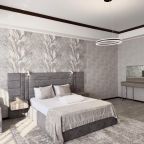 Полулюкс 45кв с панорамными окнами и прямым видом на море.