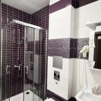 Полулюкс (Сьюит), Отель Причал