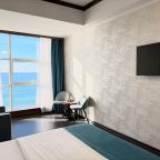 Полулюкс (Сьюит), Отель Причал