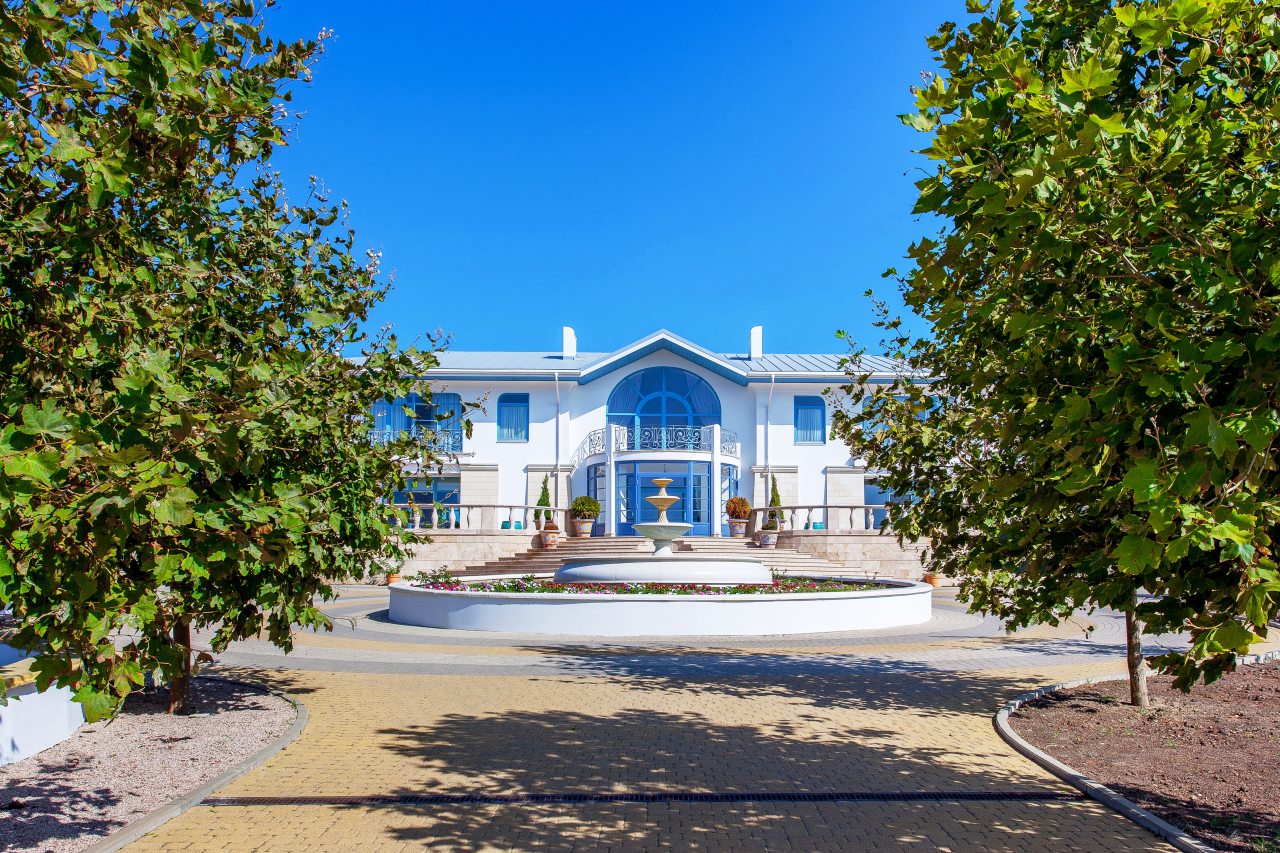 Отель Villa Romanov Wine Club & SPA, Голубицкая