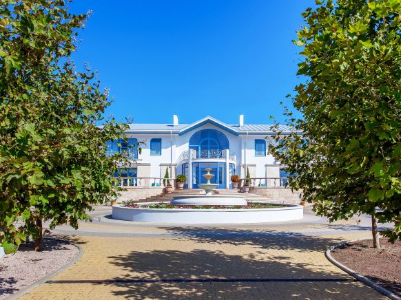 Отель Villa Romanov Wine Club & SPA, Голубицкая