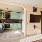 Апартаменты (Трёхкомнатные для 6 гостей (2+2+2)), Апартаменты MaxRealty24 Москва Винницкая 21