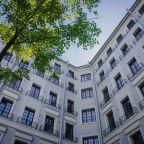 Своя ухоженная территория, Апарт-отель Уно