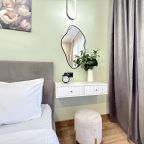 Трёхместный и более (Апартаменты рядом с Аэропортом), Апартаменты Около Аэропорта