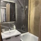 Трёхместный и более (Апартаменты рядом с Аэропортом), Апартаменты Около Аэропорта