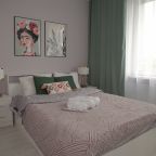 Трёхместный и более (Просторная однокомнатная квартира), Апартаменты ApartsLounge