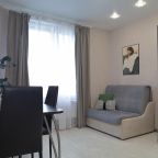 Трёхместный и более (Просторная однокомнатная квартира), Апартаменты ApartsLounge
