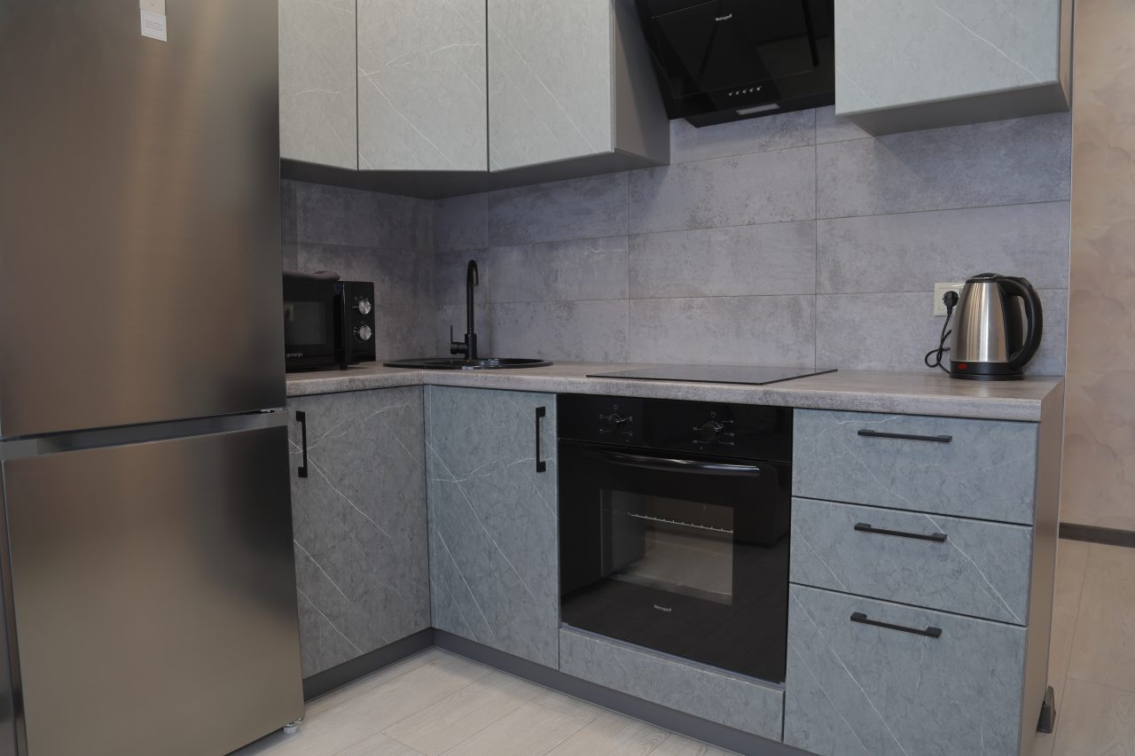 Трёхместный и более (Просторная однокомнатная квартира), Апартаменты ApartsLounge