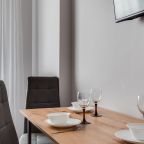 Трёхместный и более (Просторная однокомнатная квартира), Апартаменты ApartsLounge