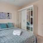 Трёхместный и более (Просторная 1 комн.квартира), Апартаменты ApartsLounge