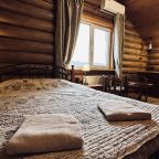 Дом (Дом из сруба №1 с камином и баней для 6 гостей), База отдыха Ранчо