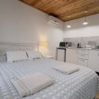 Апартаменты (Апартаменты №3-1 с камином для 2 гостей), База отдыха Ранчо