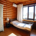 Дом (Дом из сруба №12 с камином для 6 гостей), База отдыха Ранчо