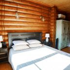 Дом (Дом из сруба №12 с камином для 6 гостей), База отдыха Ранчо