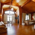 Дом (Дом из сруба №12 с камином для 6 гостей), База отдыха Ранчо