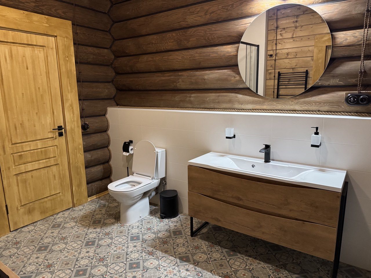 Дом (Дом из сруба №5 с баней, сауной и купелью для 8-10 гостей), База отдыха Ранчо