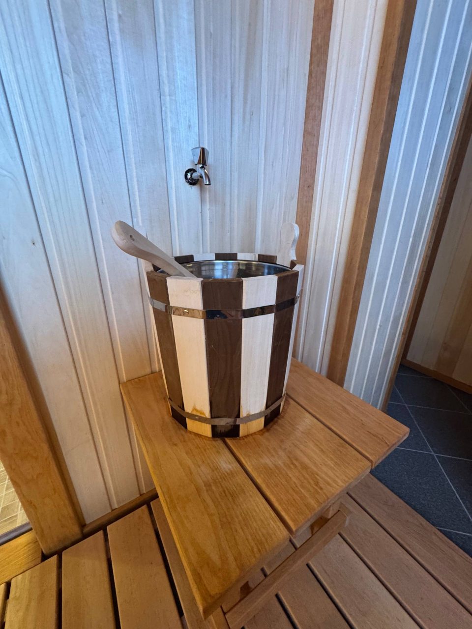 Дом (Дом из сруба №5 с баней, сауной и купелью для 8-10 гостей), База отдыха Ранчо