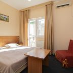 Кресло кровать в двухместном номере