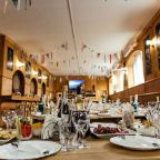 Торжество до 60 человек. Караоке