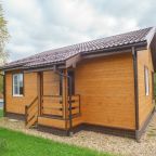 Дом (Дом у реки с баней и бассейном), Коттедж Междуречье