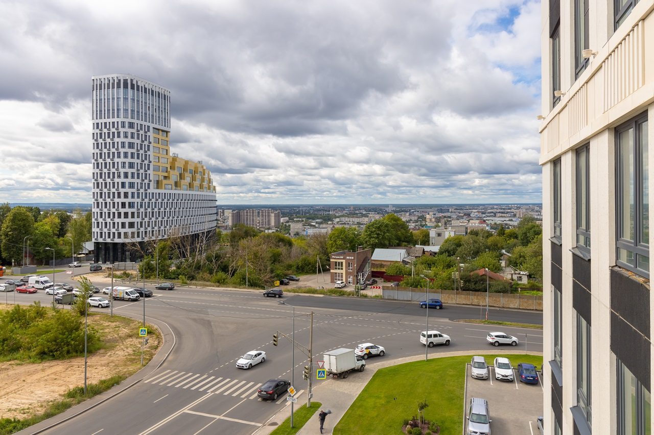 Люкс (Дизайнерские видовые апартаменты в бизнес-центре КМ TOWER PLAZA с МАССАЖНЫМ КРЕСЛОМ!), Апартаменты в КМ Tower Plaza