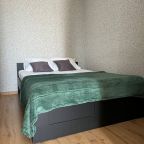 Двуспальная кровать