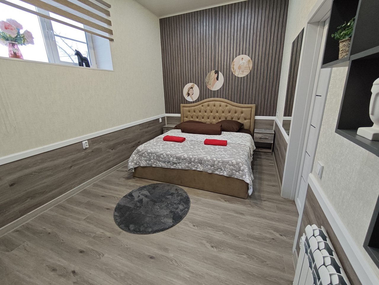 Апартаменты (Уютная, новая, светлая 2-комн. квартира), Апартаменты Сенода